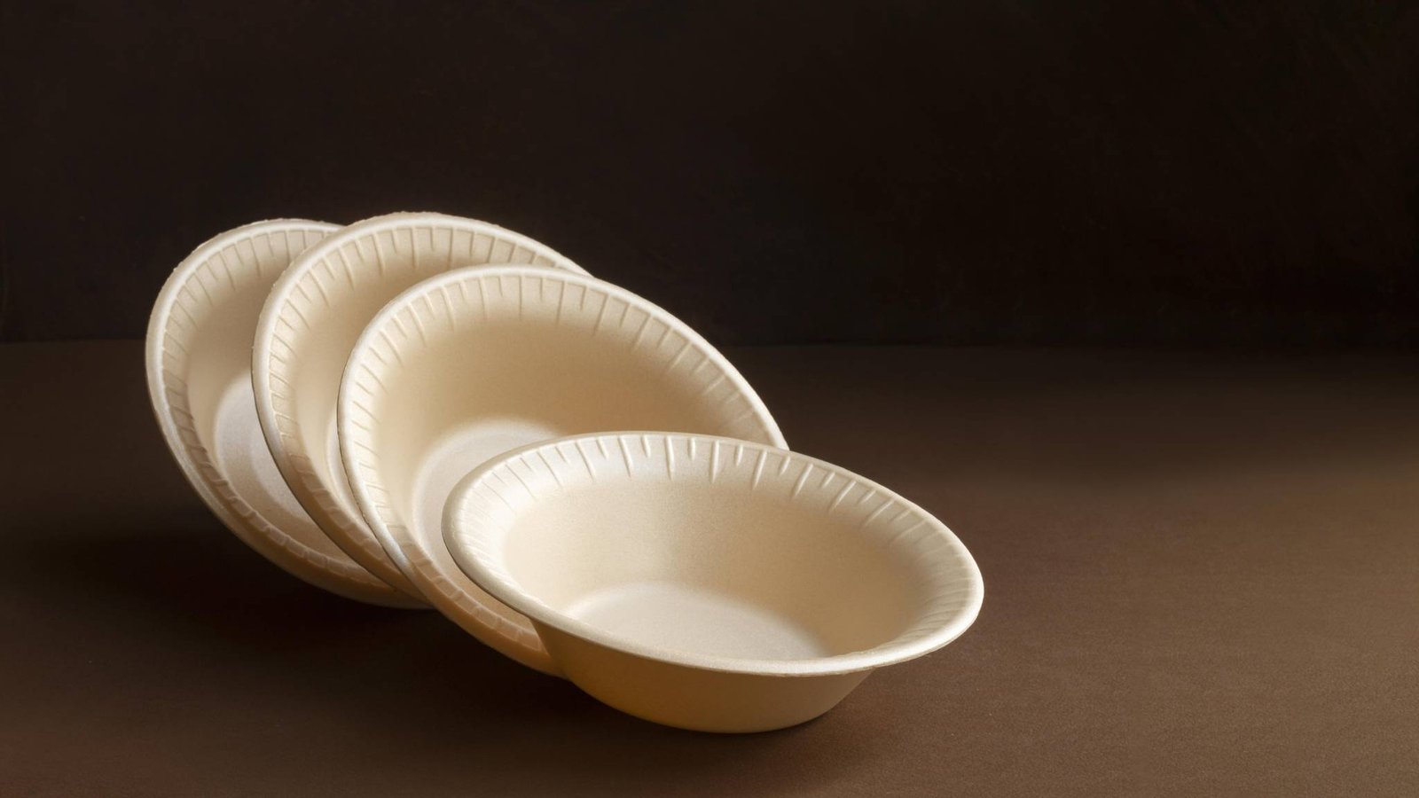 Bagasse serving bowls